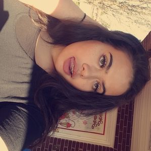 Meet your Posher, Leilani